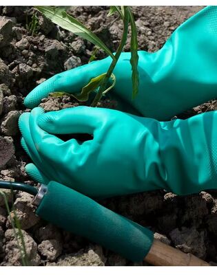 Nitrile Green Nitrile Glove Unflocked Lining Chemical Resistant Disposable Gloves for Medical Industrial and Laboratory